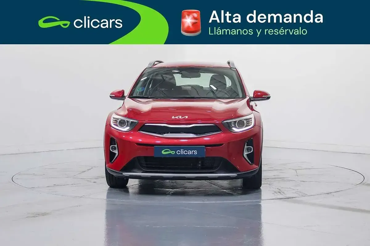 Usado Kia Stonic 101 CV (74 kW) 2025 Rojo SUV