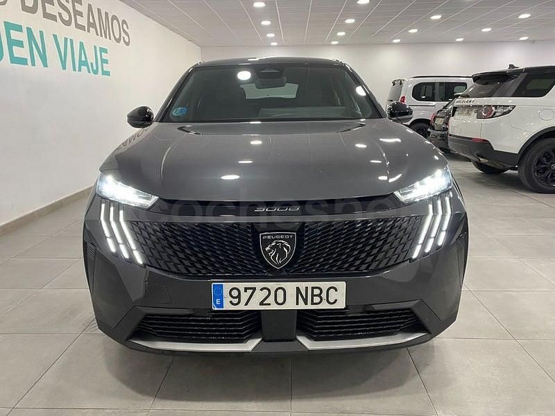 Usado Peugeot 3008 Allure 145 CV (106 kW) 2025 Gris / plata SUV