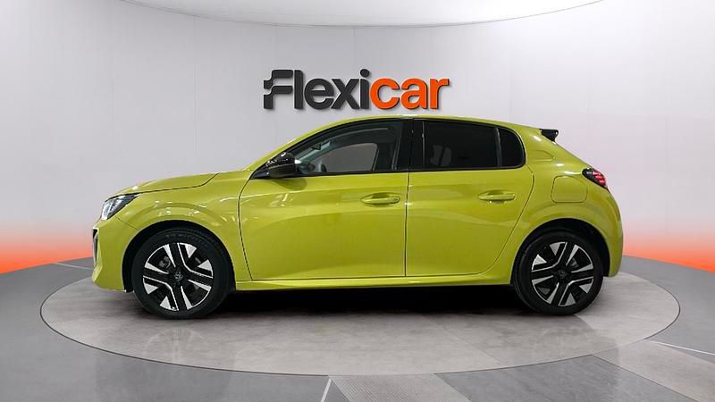 Usado Peugeot 208 Allure 110 CV (80 kW) 2025 Verde Utilitario