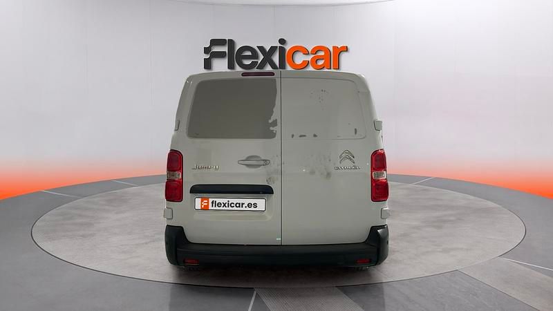 Usado Citroën Jumpy 102 CV (75 kW) 2022 Blanco Monovolumen