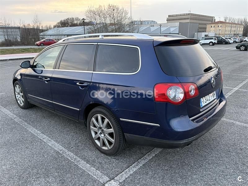 Usado VW Passat Highline 140 CV (102 kW) 2007 Azul Familiar