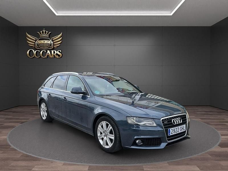 Usado Audi A4 265 CV (194 kW) 2008 Gris Familiar