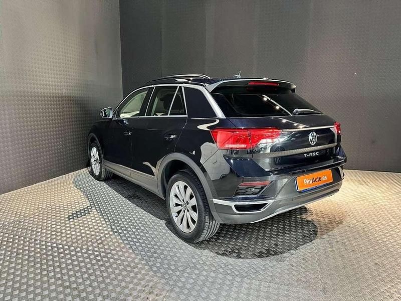 Usado VW T-Roc Advance 116 CV (85 kW) 2021 Negro SUV