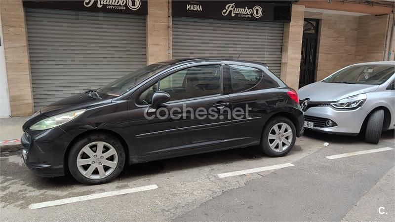 Usado Peugeot 207 Sport 120 HP (88 kW) 2007 Preto Sedan