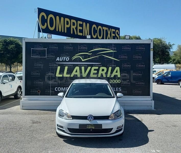 Usado VW Golf VII 110 CV (80 kW) 2016 Blanco Berlina