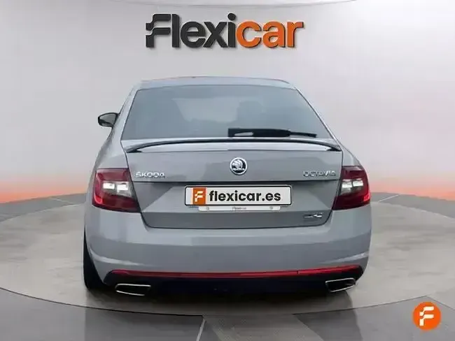 Usado Skoda Octavia RS 230 CV (169 kW) 2017 Gris Berlina