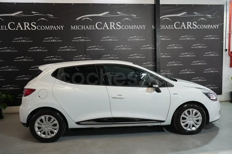 Usado Renault Clio IV LIMITED 75 CV (55 kW) 2016 Blanco Berlina