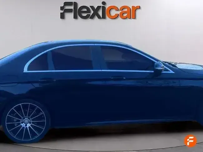 Usado Mercedes E220 194 CV (142 kW) 2017 Negro Berlina