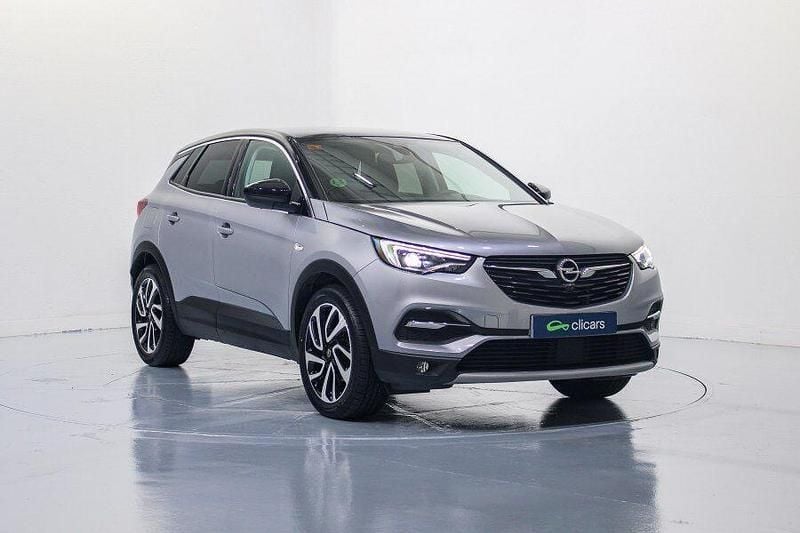 Usado Opel Grandland X Ultimate 130 CV (95 kW) 2019 Gris / plata SUV