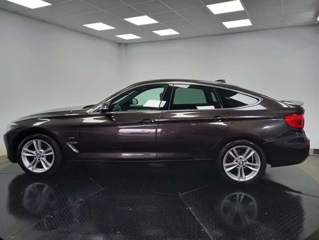 Usado BMW 330 258 CV (189 kW) 2018 Gris Berlina