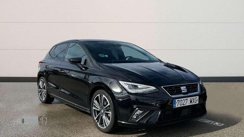 Usado Seat Ibiza FR 151 CV (111 kW) 2024 Negro Utilitario