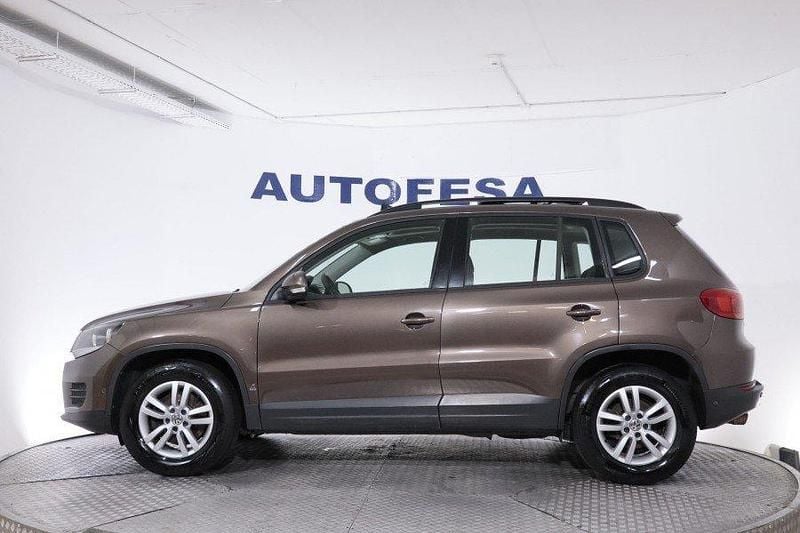 Marrón Usado 2015 VW Tiguan Advance SUV | 12.450 € (Buen precio) - Imagen 1/4