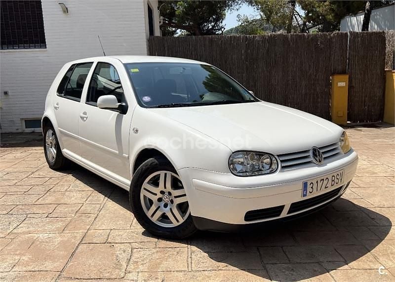 Blanco Usado 2002 VW Golf IV Highline Berlina | 4900 € (Precio justo) - Imagen 1/4