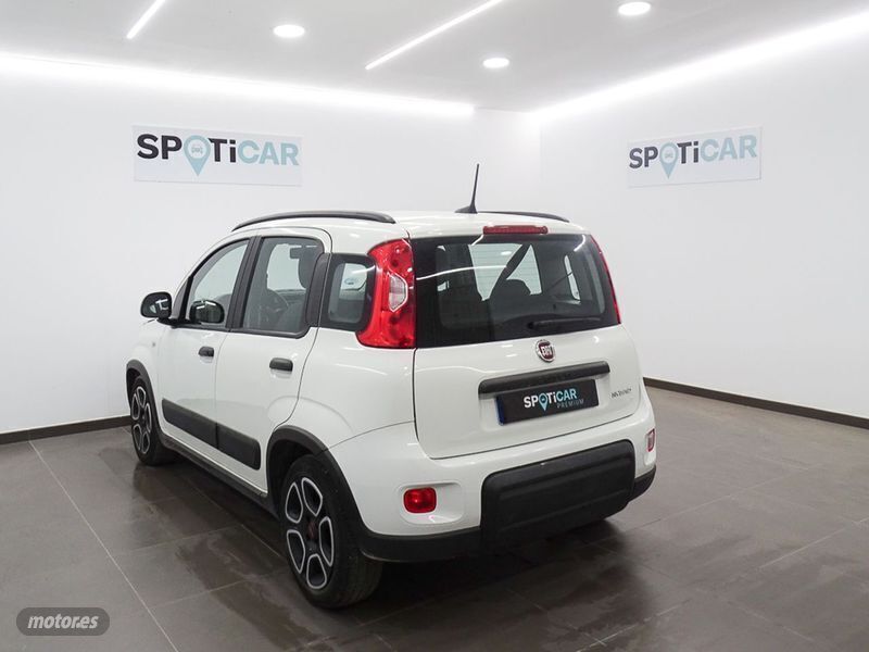 Usado Fiat Panda 69 CV (50 kW) 2021 Blanco Utilitario