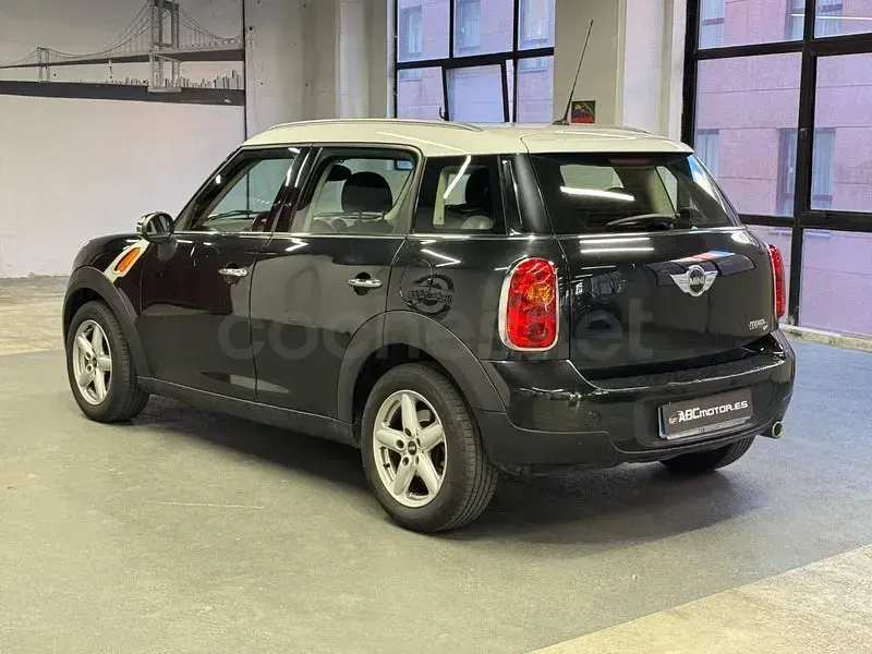 Usado Mini Cooper D Countryman 112 CV (82 kW) 2011 Negro SUV
