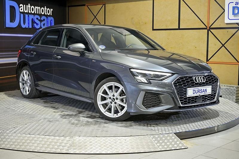 Usado Audi A3 e-tron S-Line 204 CV (150 kW) 2023 Gris Utilitario