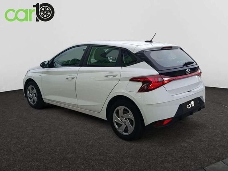 Usado Hyundai i20 101 CV (74 kW) 2021 Blanco Utilitario