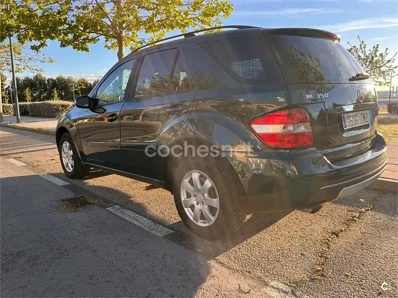 Usado Mercedes ML350 235 CV (172 kW) 2006 Verde SUV