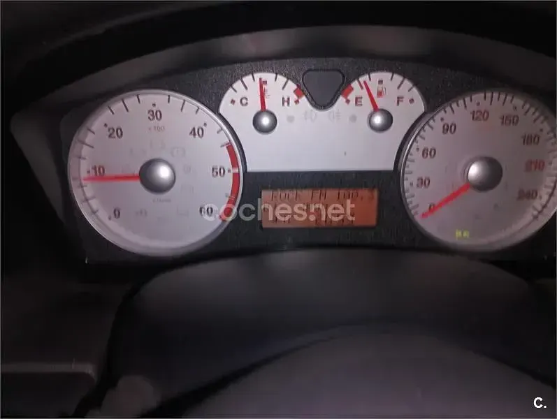 Usado Fiat Stilo Wagon 120 CV (88 kW) 2006 Negro Familiar