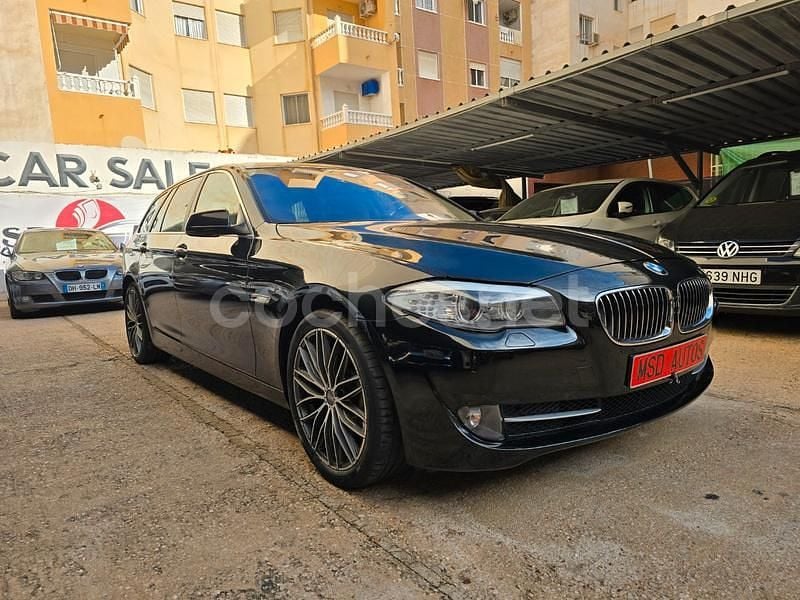 Usado BMW 530 Comfort Edition 245 CV (180 kW) 2010 Negro Familiar