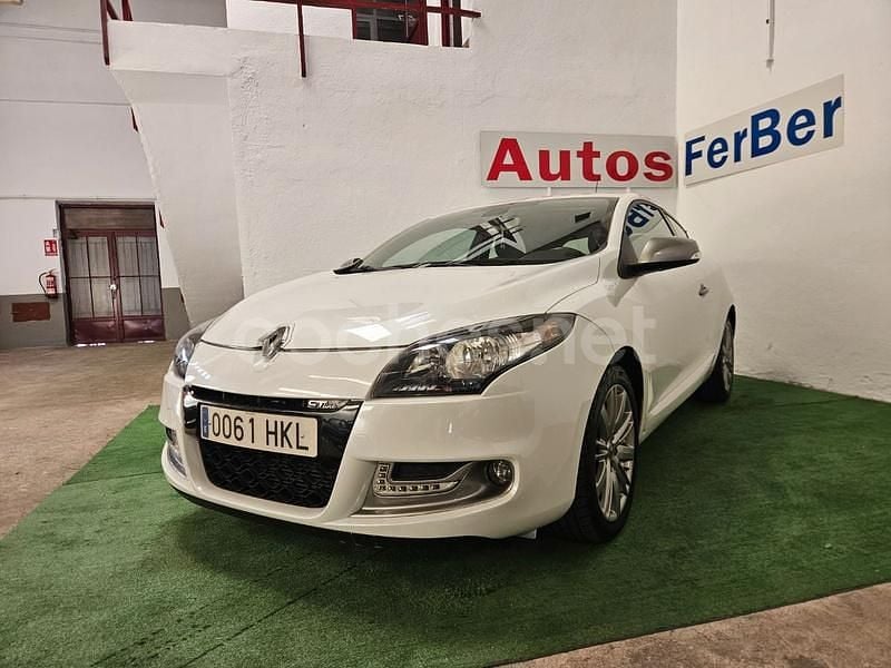 Blanco Usado 2012 Renault Mégane III Dynamique Berlina | 6600 € (Precio justo) - Imagen 1/4