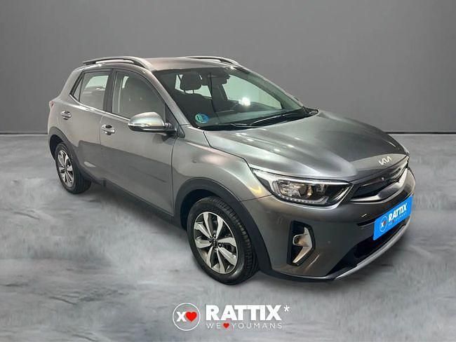 Gris Usado 2024 Kia Stonic Style SUV | 18.970 € (Precio justo) - Imagen 1/4