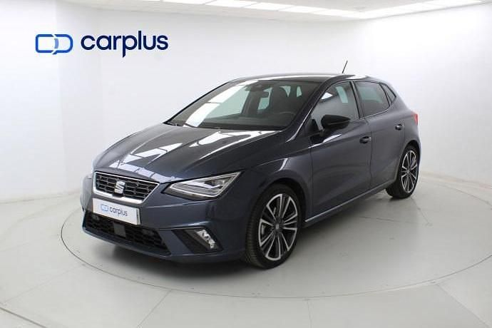 Gris Usado 2024 Seat Ibiza FR Berlina | 19.990 € (Un poco caro) - Imagen 1/4