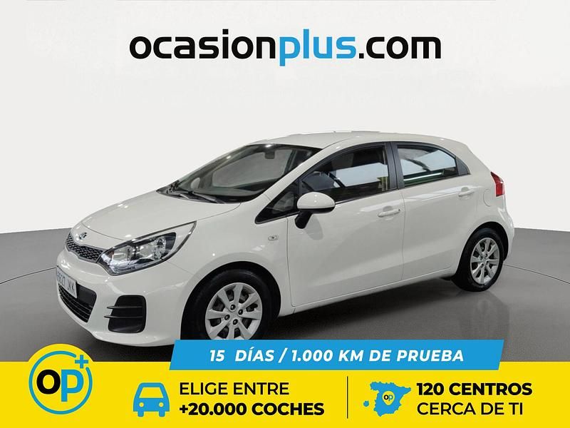 Blanco Usado 2015 Kia Rio Utilitario | 11.290 € (Caro) - Imagen 1/4