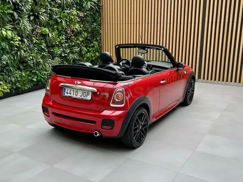 Usado Mini Cooper SD Cabriolet 143 CV (105 kW) 2015 Rojo Descapotable