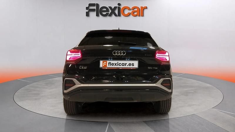 Usado Audi Q2 S-Line 116 CV (85 kW) 2023 Negro SUV