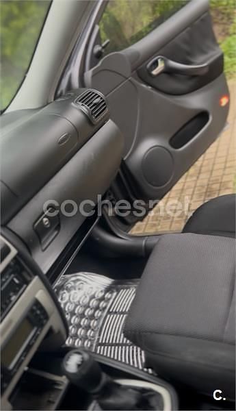 Negro Usado 2004 Seat Leon Stella Utilitario | 2500 € (Buen precio) - Imagen 1/4
