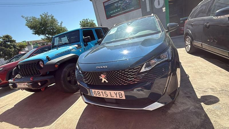 Usado Peugeot 5008 130 CV (95 kW) 2022 Azul Monovolumen