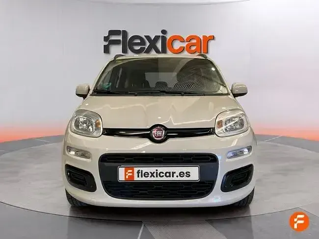 Usado Fiat Panda Lounge 69 CV (50 kW) 2016 Beige Utilitario