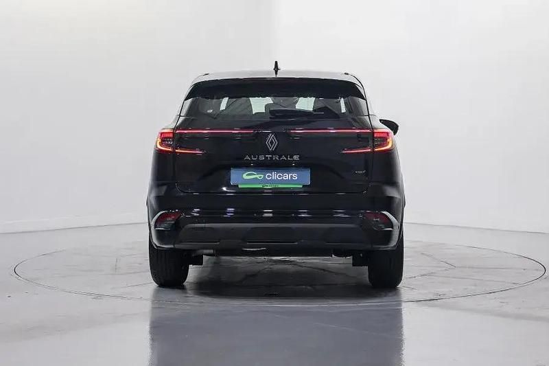 Käytetty Renault Austral Evolution 200 HP (147 kW) 2024 Musta Katumaasturi