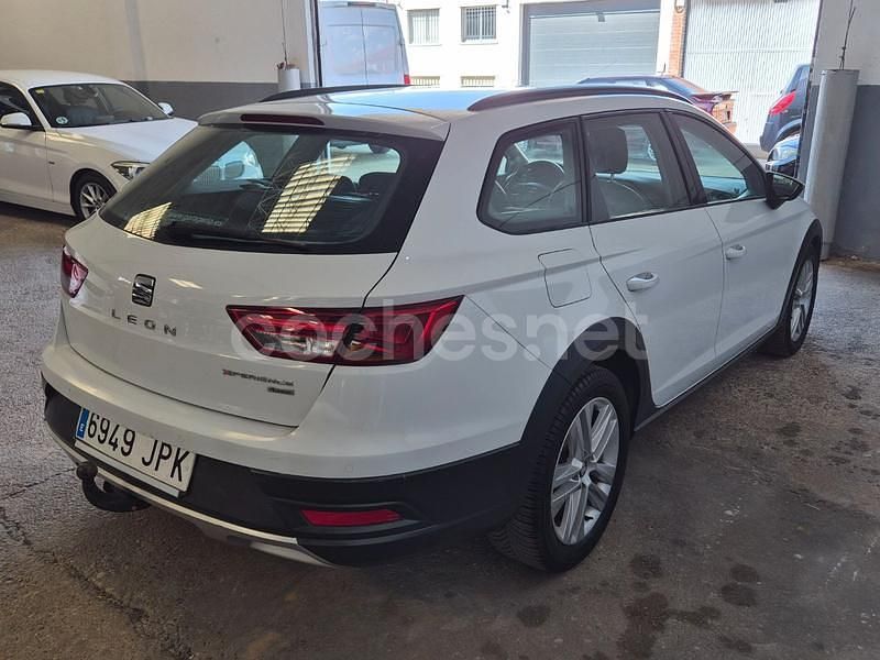 Usado Seat Leon 184 CV (135 kW) 2016 Blanco Familiar