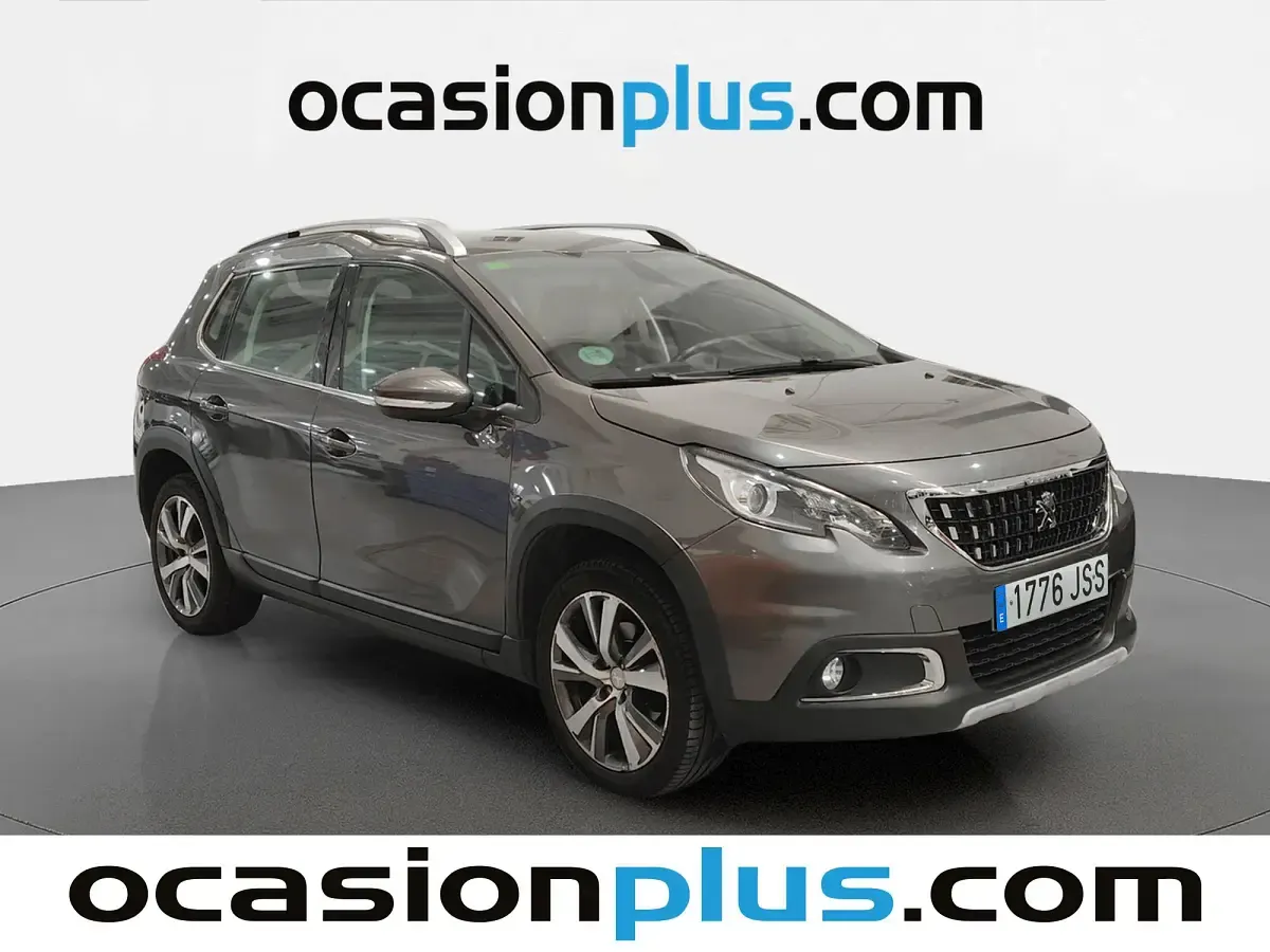 Usado Peugeot 2008 Allure 120 CV (88 kW) 2016 Gris SUV