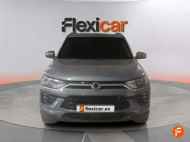 Usado SsangYong Korando 149 CV (109 kW) 2024 Gris SUV