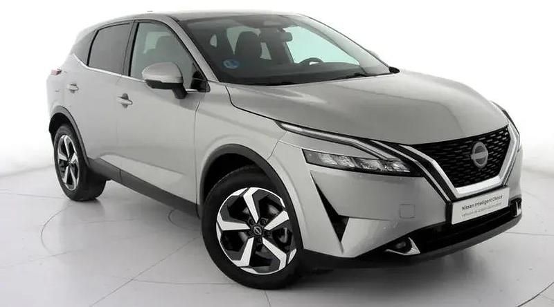 Usado Nissan Qashqai N-Connecta 140 CV (102 kW) 2024 Plata diamante SUV