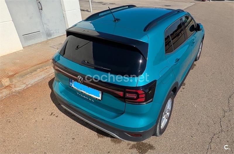 Usado VW T-Cross Advance 115 CV (84 kW) 2020 Azul SUV