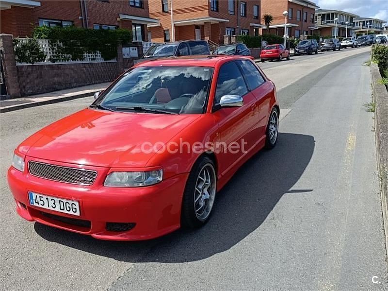 Rojo Usado 2000 Audi A3 Ambiente Berlina | 4000 € (Caro) - Imagen 1/4