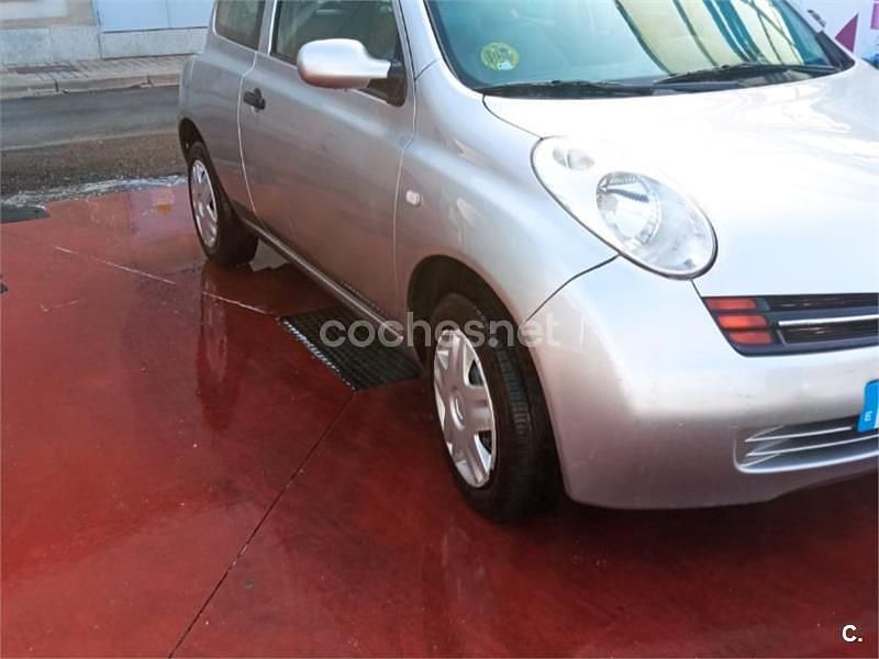 Gris / plata Usado 2004 Nissan Micra Visia Utilitario | 1200 € (Buen precio) - Imagen 1/4