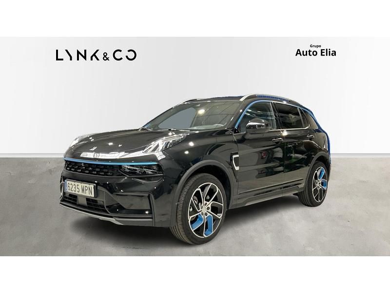 Negro Usado 2024 Lynk & Co 01 SUV | 29.500 € (Un poco caro) - Imagen 1/4