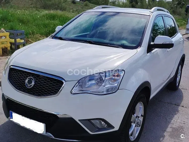 Usado SsangYong Korando Premium Plus 149 CV (109 kW) 2012 Blanco SUV
