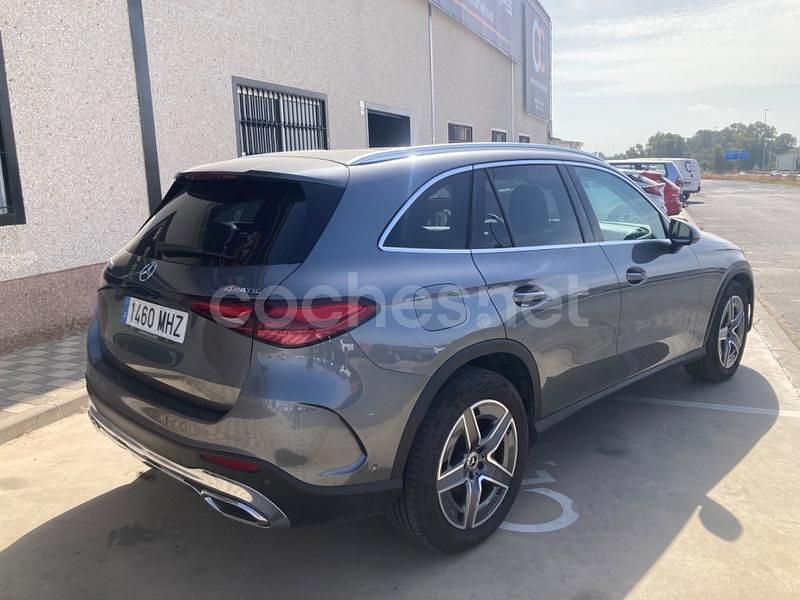 Usado Mercedes GLC220 197 CV (144 kW) 2023 Gris / plata SUV