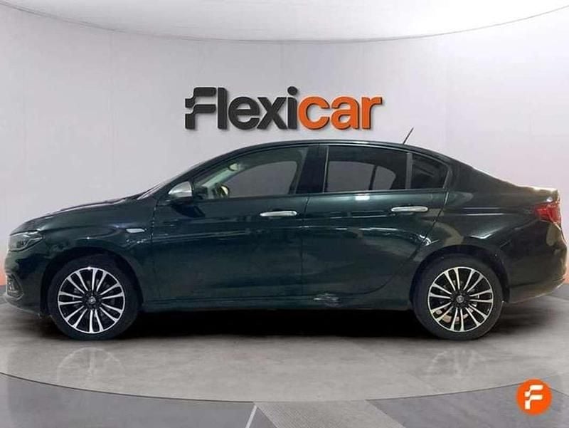 Usado Fiat Tipo Cross 131 CV (96 kW) 2023 Verde Berlina