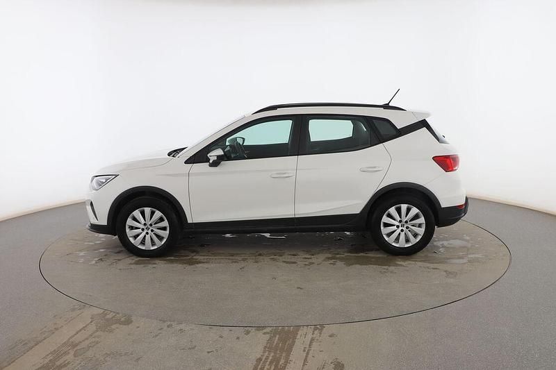 Usado Seat Arona Style 110 CV (80 kW) 2023 Blanco SUV