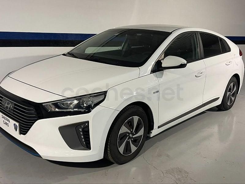 Usado Hyundai Ioniq 141 CV (103 kW) 2019 Blanco Utilitario