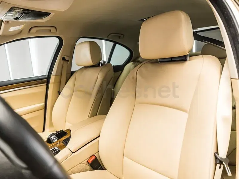Usado BMW 530 258 CV (189 kW) 2013 Beige Berlina