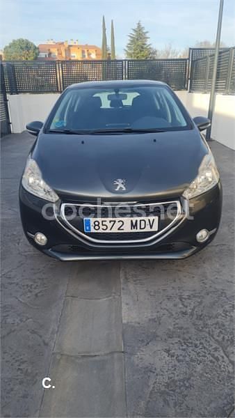 Usado Peugeot 208 Access 82 CV (60 kW) 2015 Gris / plata Utilitario