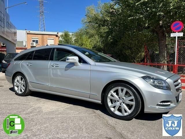 Usado Mercedes CLS350 Shooting Brake 306 CV (225 kW) 2014 Gris / plata Familiar